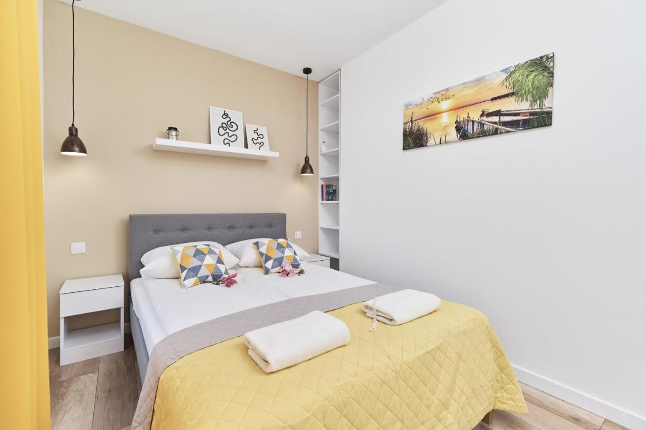 Villa Nova Lux Apartment Wroclaw Kowale By Noclegi Renters Exterior foto